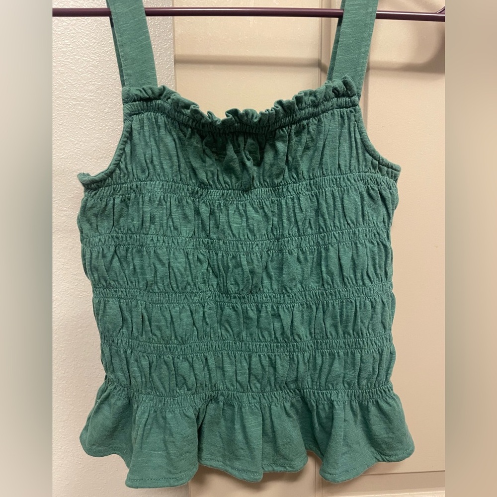 Universal Thread Green Smocked Ruffle Tank Top - Picture 2 of 4